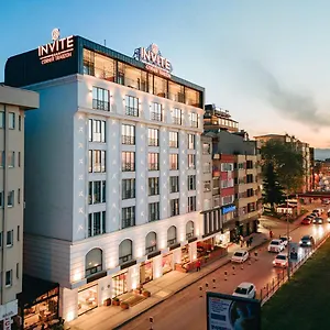 4* Hotel Invite Corner