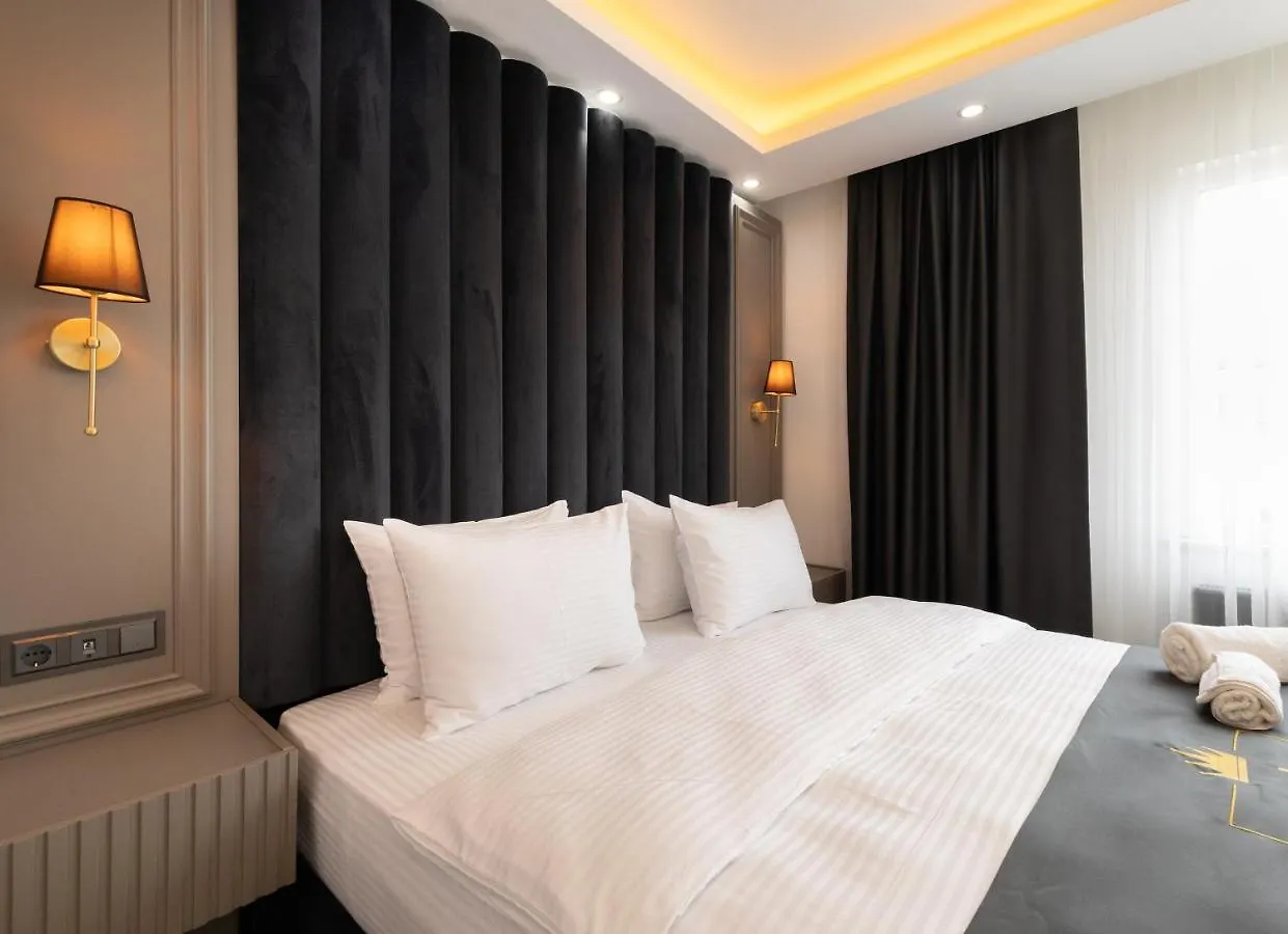 ترابزون Selia Suites