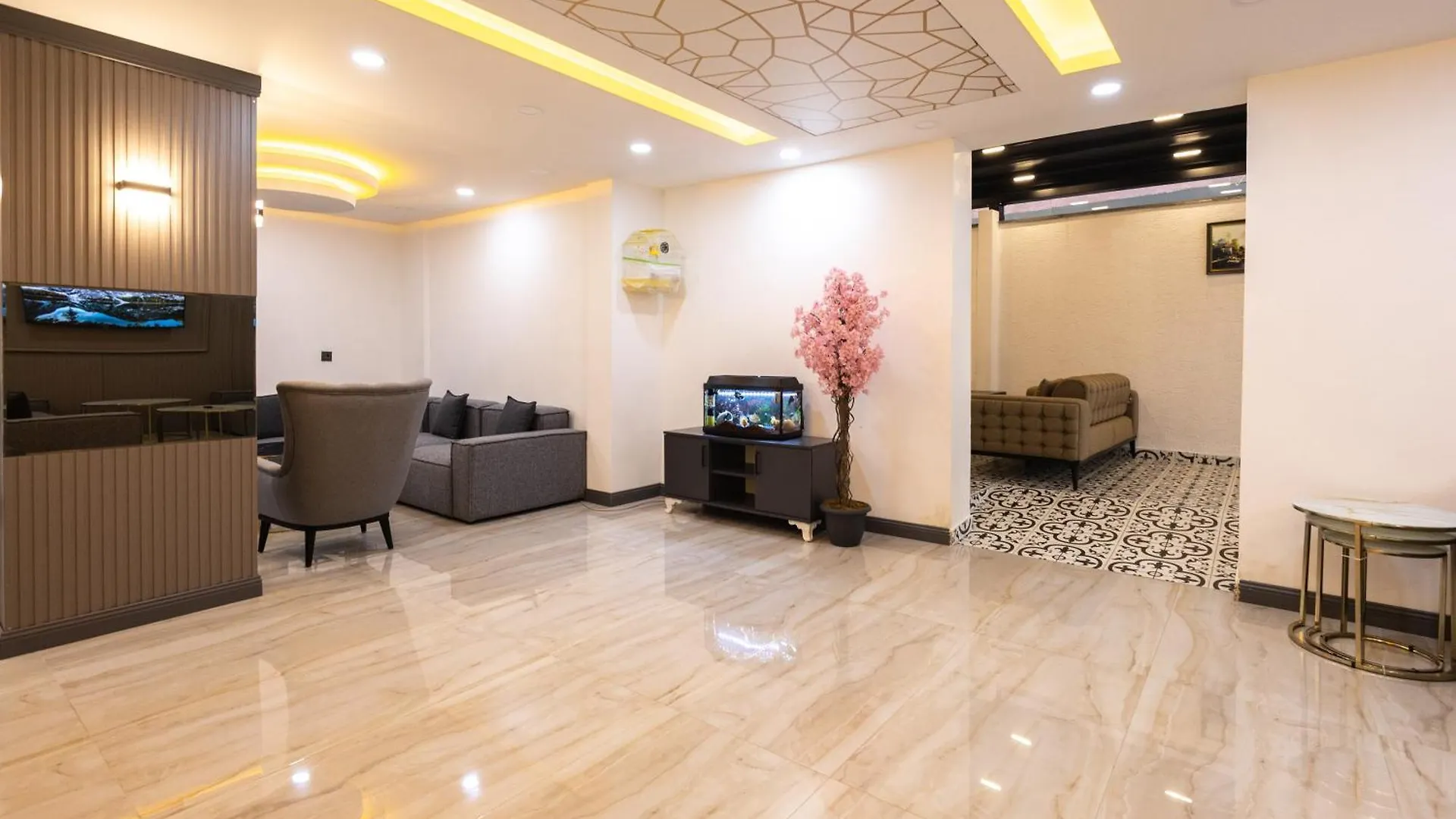 ترابزون Selia Suites
