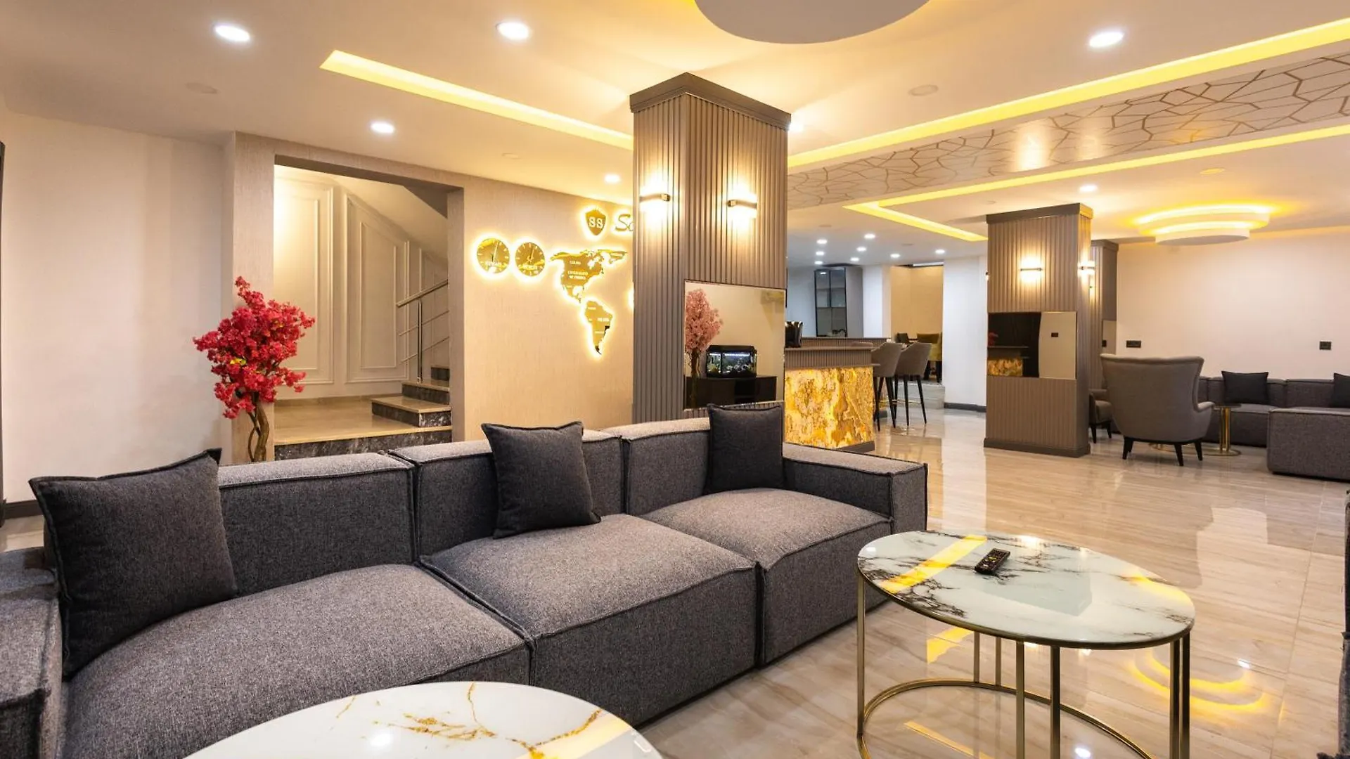 ترابزون Selia Suites 0*,