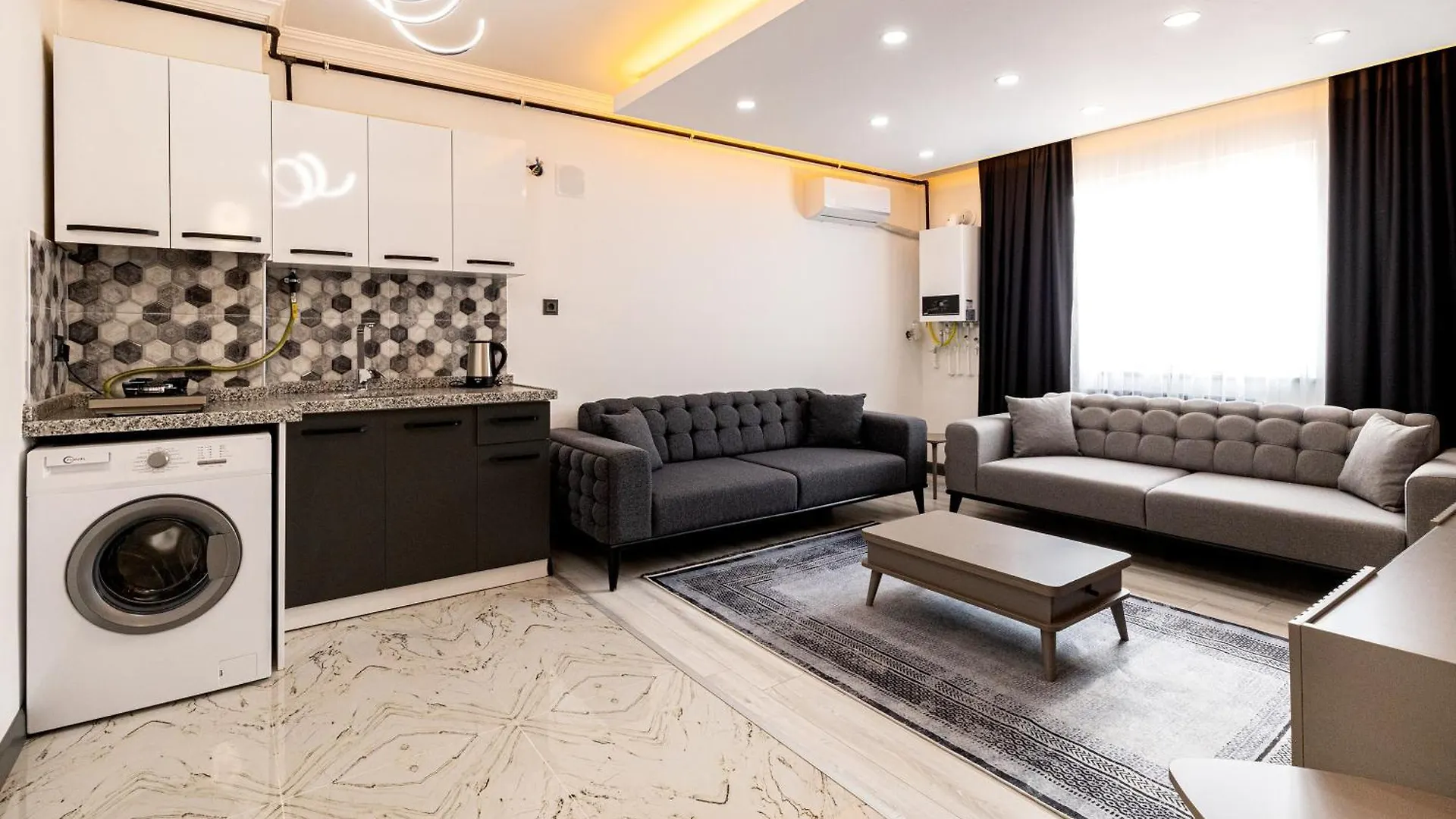 ترابزون Selia Suites